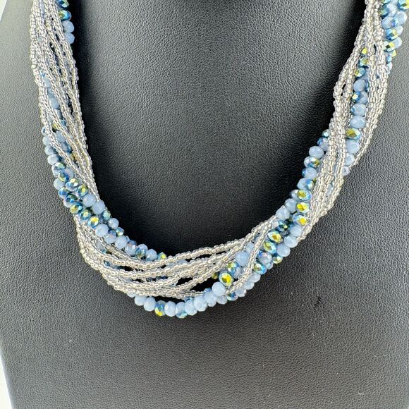 Premier Designs Necklace Layered Blue Aurora Borealis Seed Bead Strand Magnetic - Picture 8 of 10
